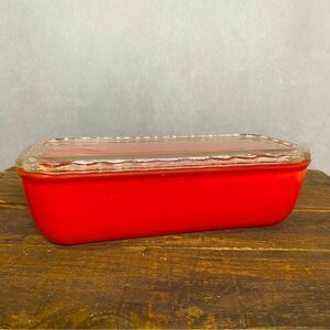 Jeanette Red Refrigerator Dish with Scalloped Lid.